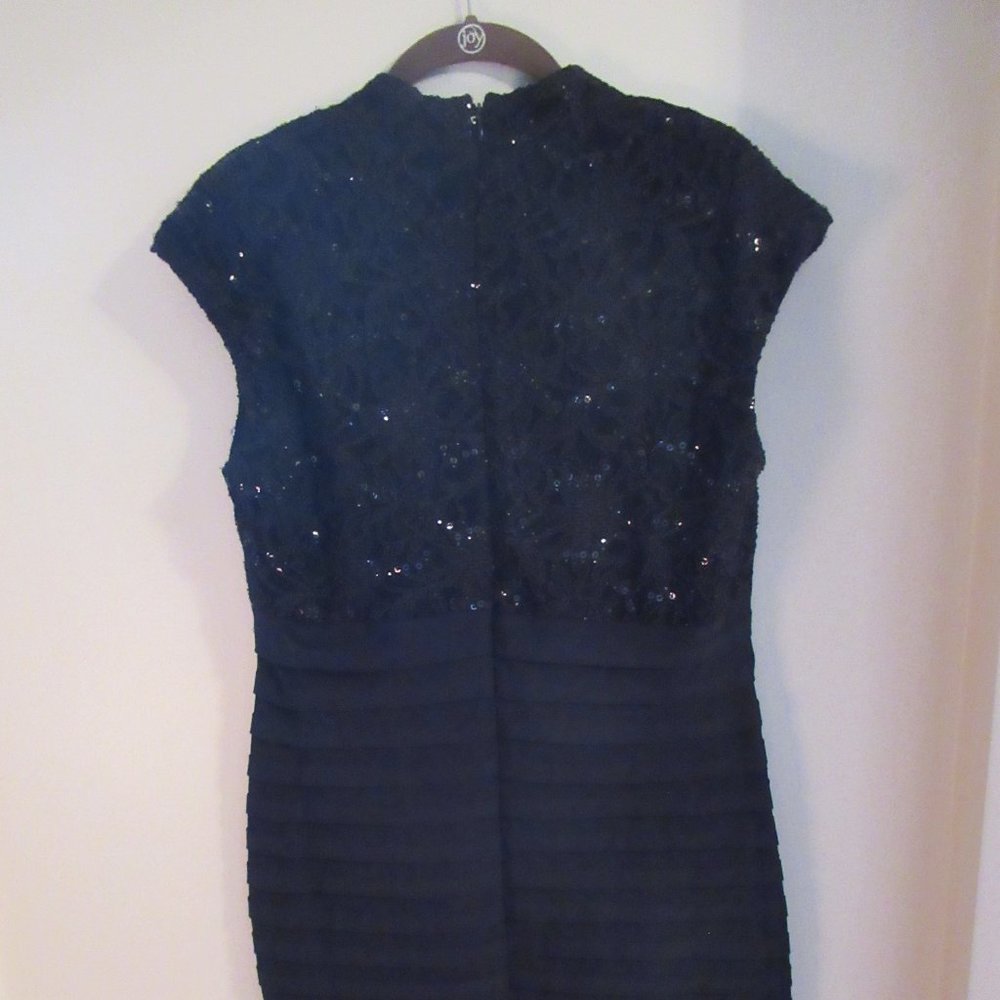R&M Richards Black V neck Dress